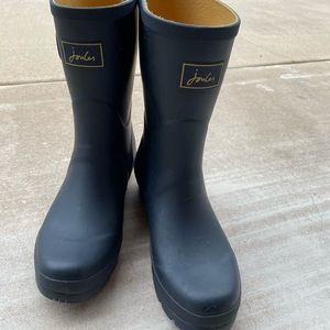 Joules Rubber Boots, Navy and Yellow, Size 9.